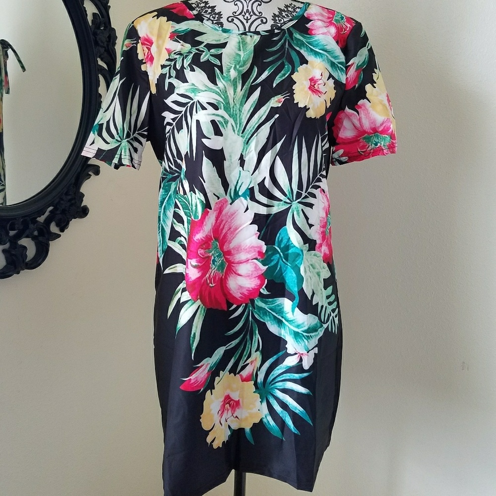 NWT Beautiful Dress